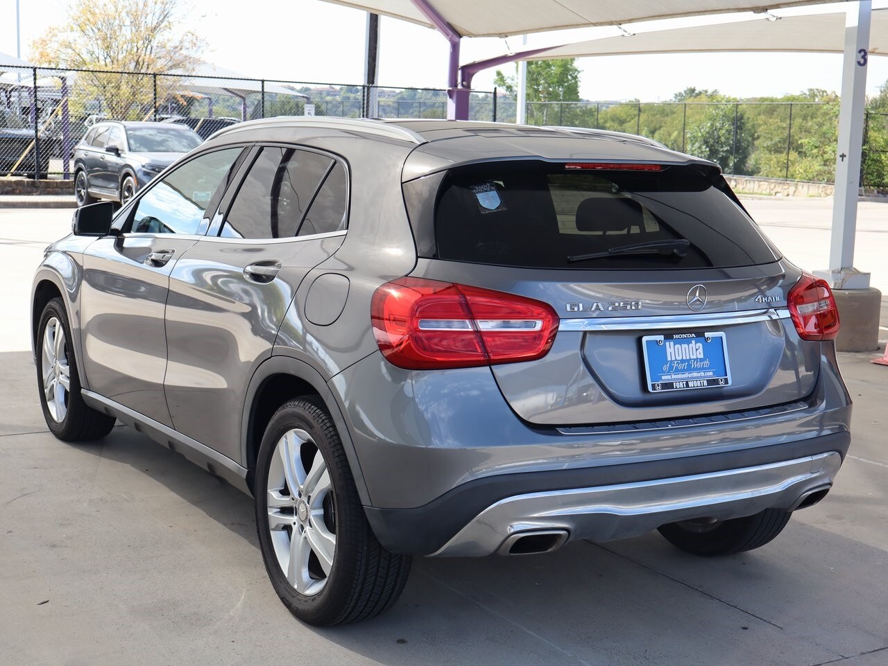 2015 Mercedes Benz GLA 250 photo 2