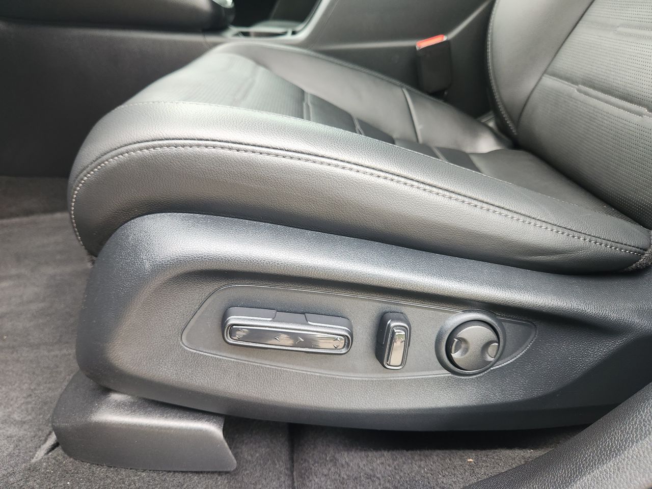 2024 Honda CR-V EX-L - Photo 23