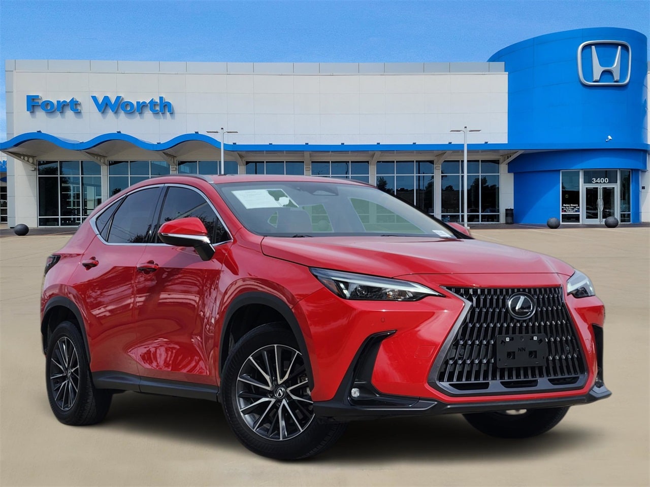 2025 Lexus NX 250's photo