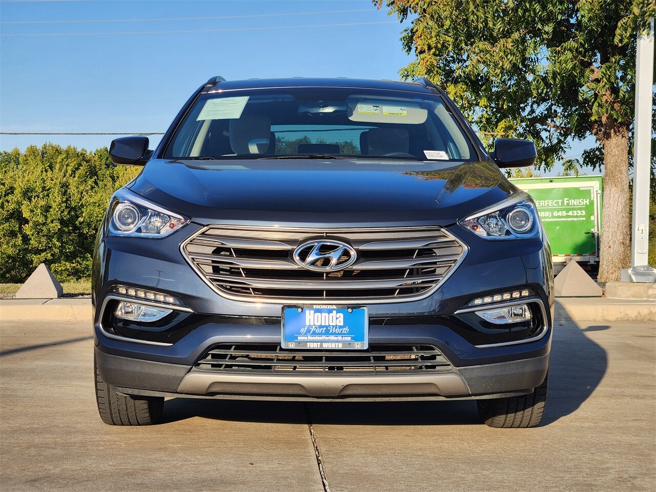2017 Hyundai Santa Fe Sport Base photo 2