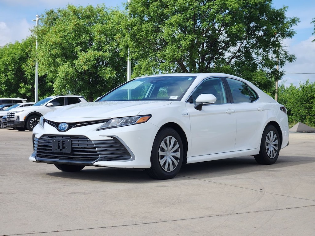 Used 2021 Toyota Camry Hybrid LE Sedan