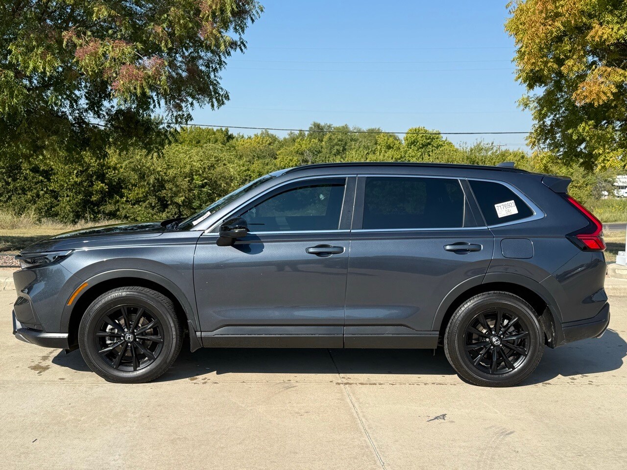 2025 Honda CR-V Hybrid Sport-L photo 2