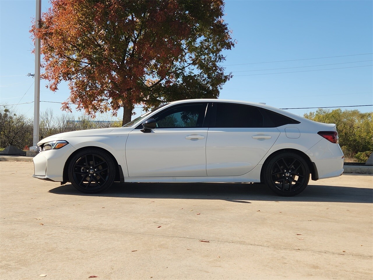 2025 Honda Civic Sport photo 4