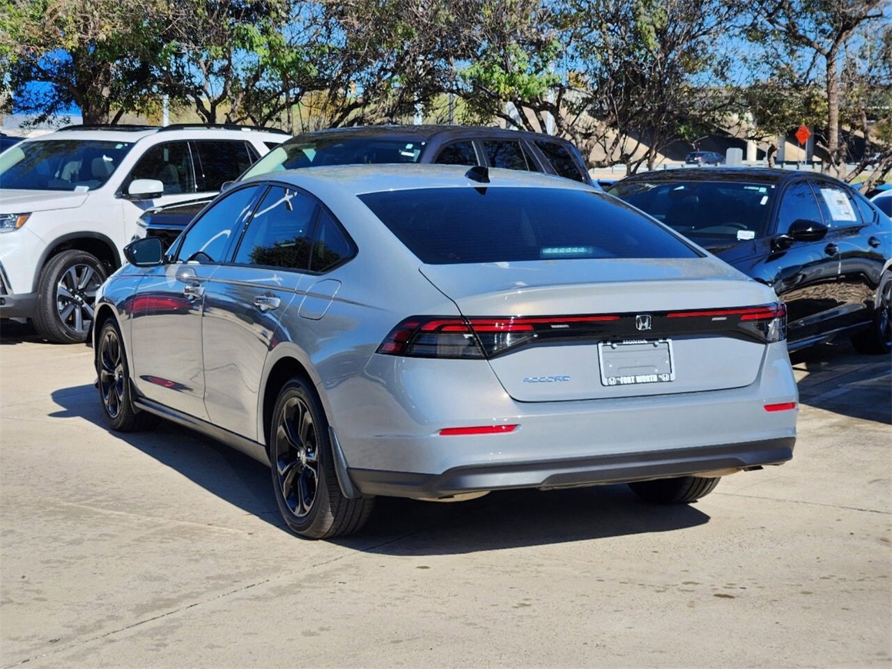 2025 Honda Accord SE photo 4