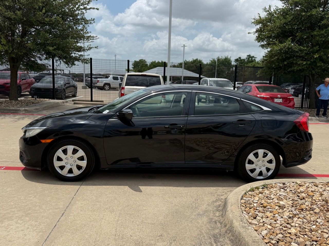 2HGFC2F57HH520155