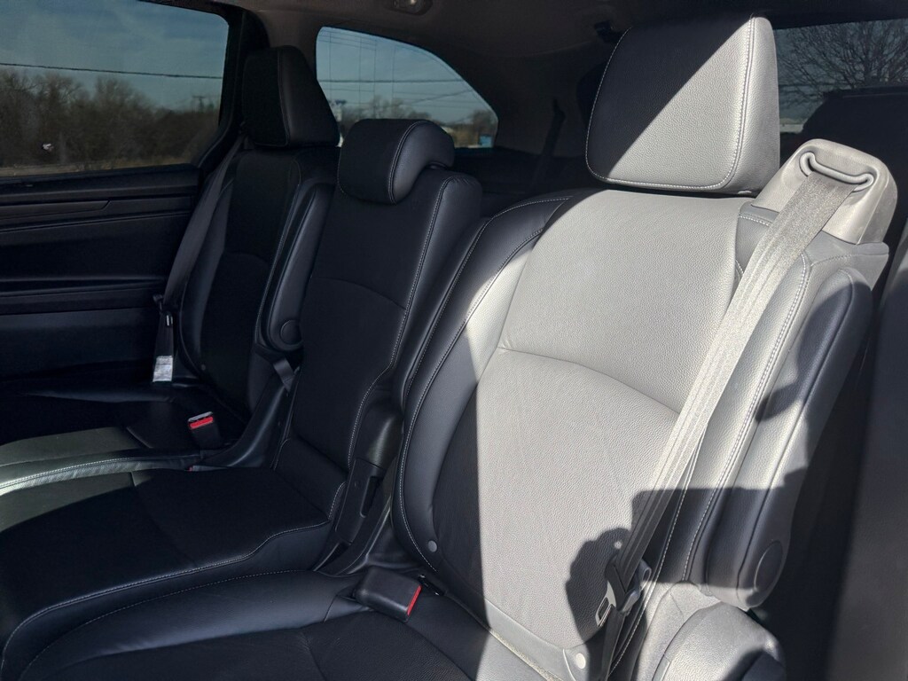 Certified 2024 Honda Odyssey Touring Van