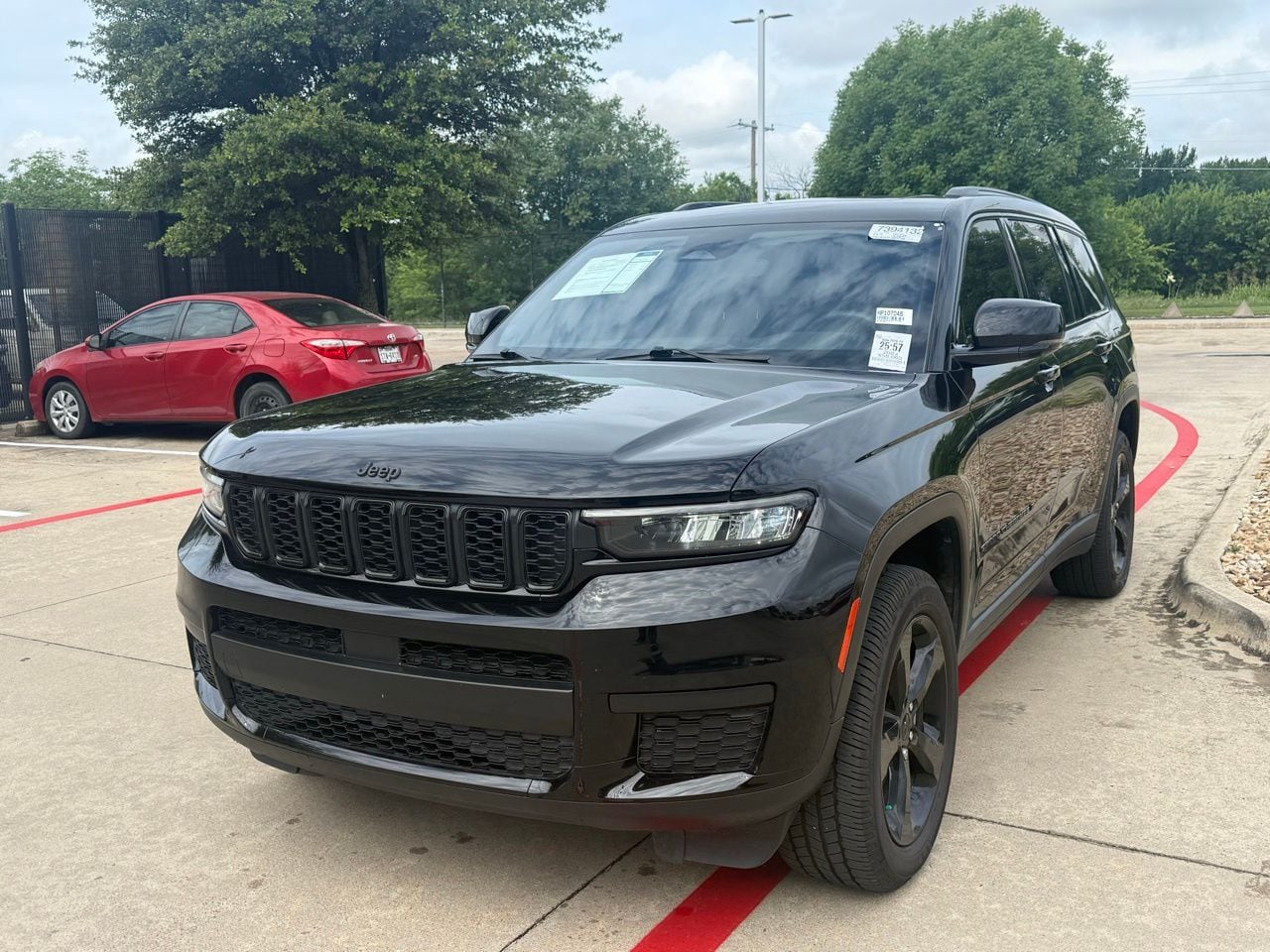 2023 Jeep Grand Cherokee L Altitude 4x4's photo