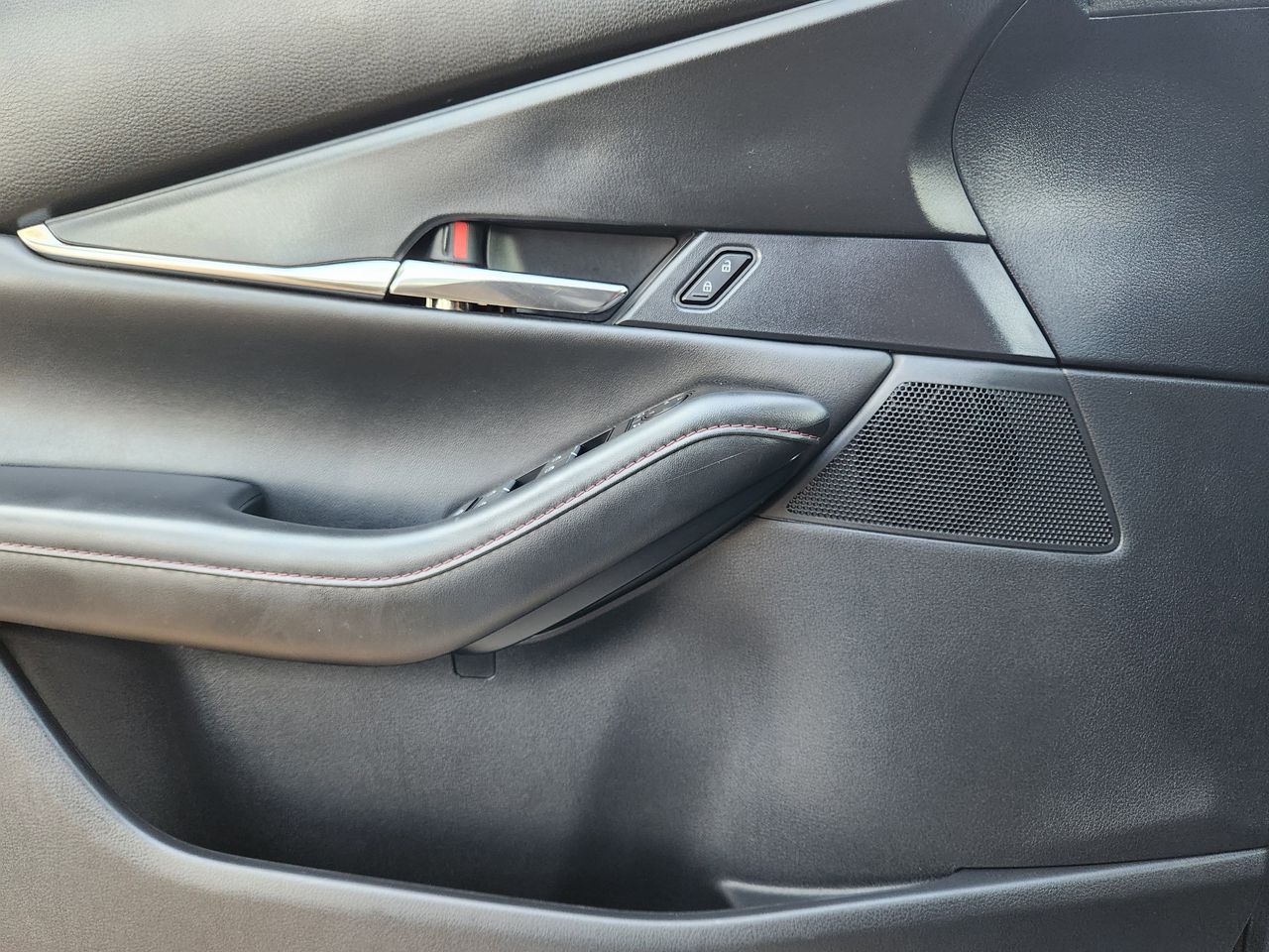 2024 Mazda CX-30 Carbon Edition - Photo 22