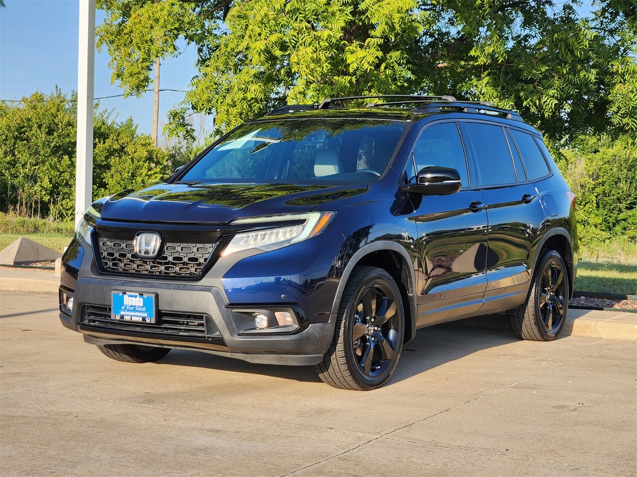 2019 Honda Passport Elite photo 2