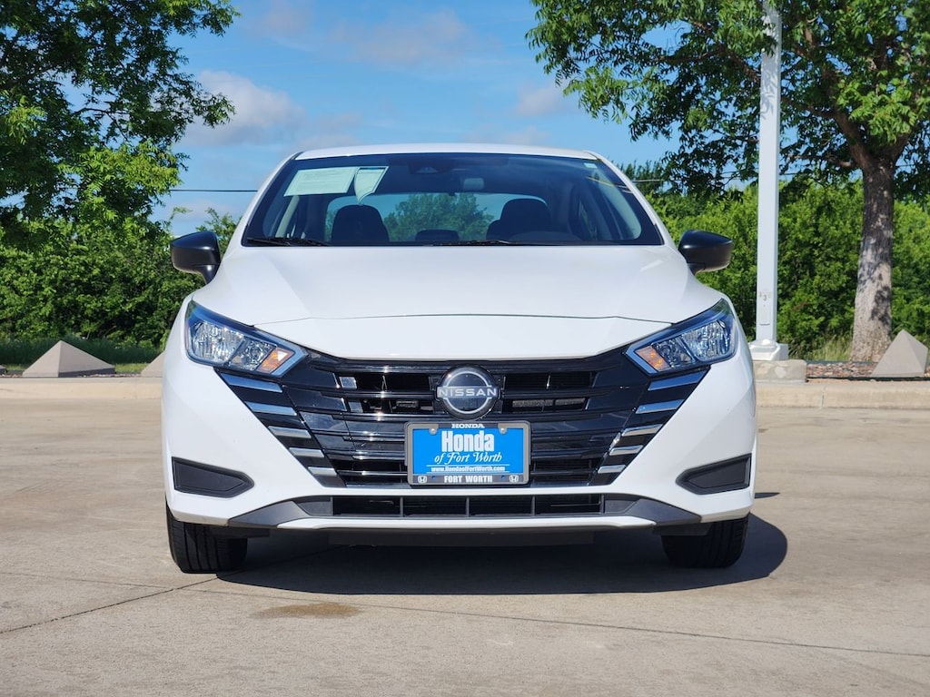 Used 2023 Nissan Versa 1.6 S Sedan