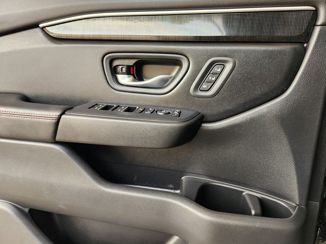 2025 Honda Pilot Black Edition - Photo 22