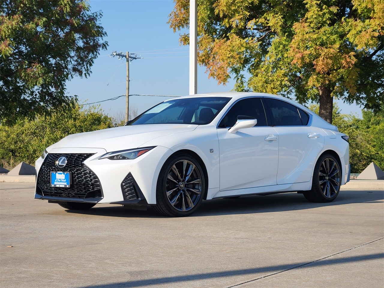 2021 Lexus IS 350 F SPORT photo 3
