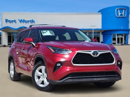 2024 Toyota Highlander LE SUV