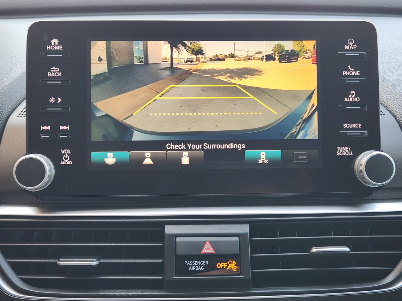2018 Honda Accord Touring - Photo 17