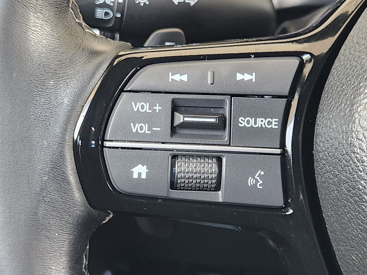 2025 Honda Civic Sport - Photo 26