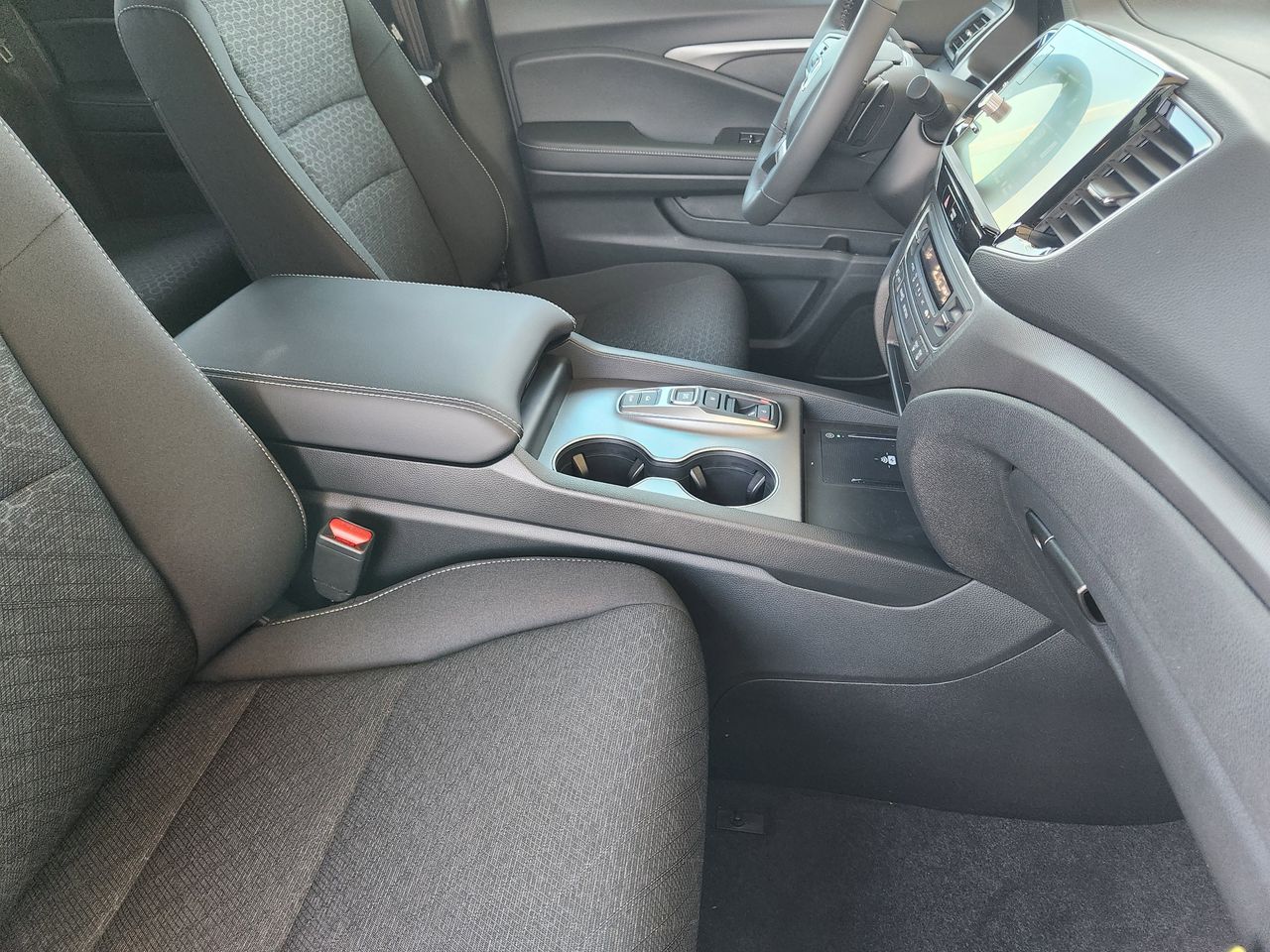 2026 Honda Ridgeline Sport - Photo 10