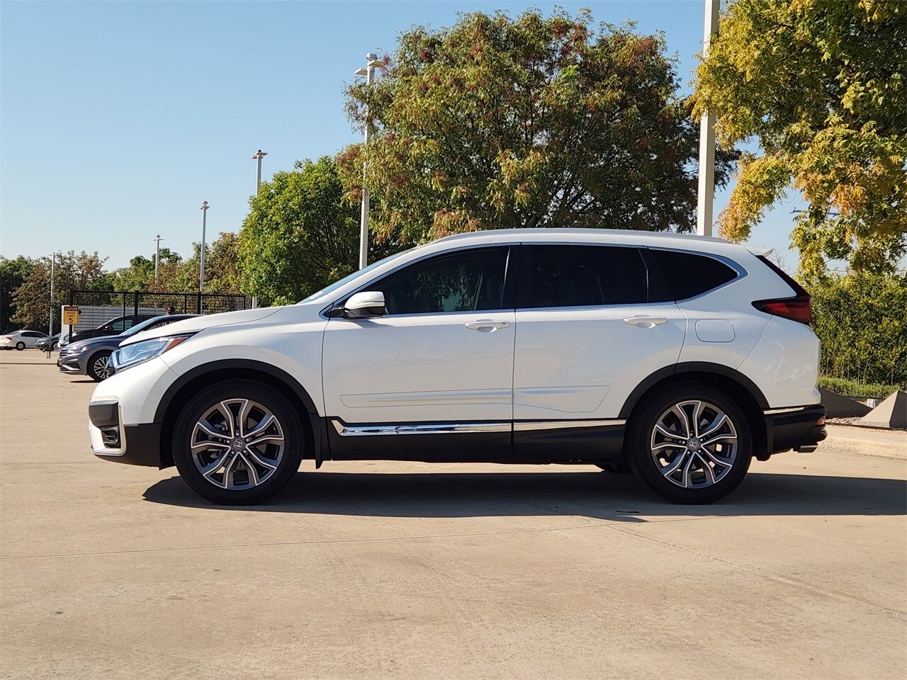 2021 Honda CR-V Touring photo 4