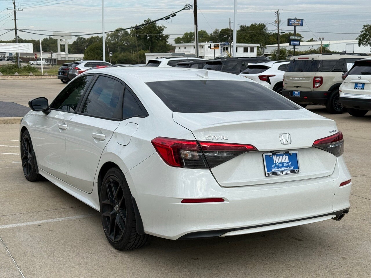 2022 Honda Civic Sport photo 2
