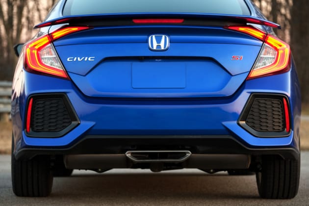 2017 Honda Civic Si Bumper