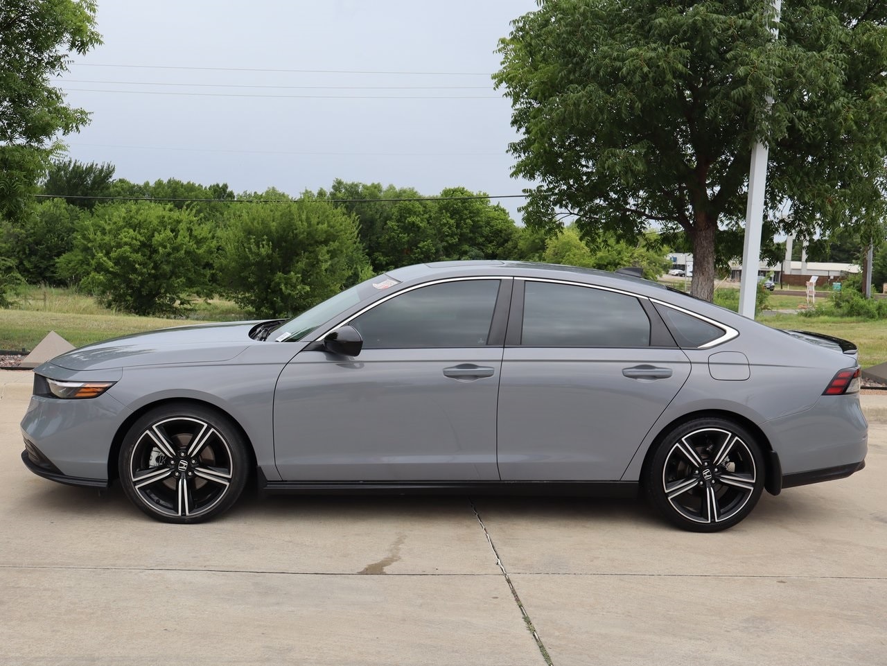Certified 2024 Honda Accord Hybrid Sport with VIN 1HGCY2F5XRA022407 for sale in Fort Worth, TX