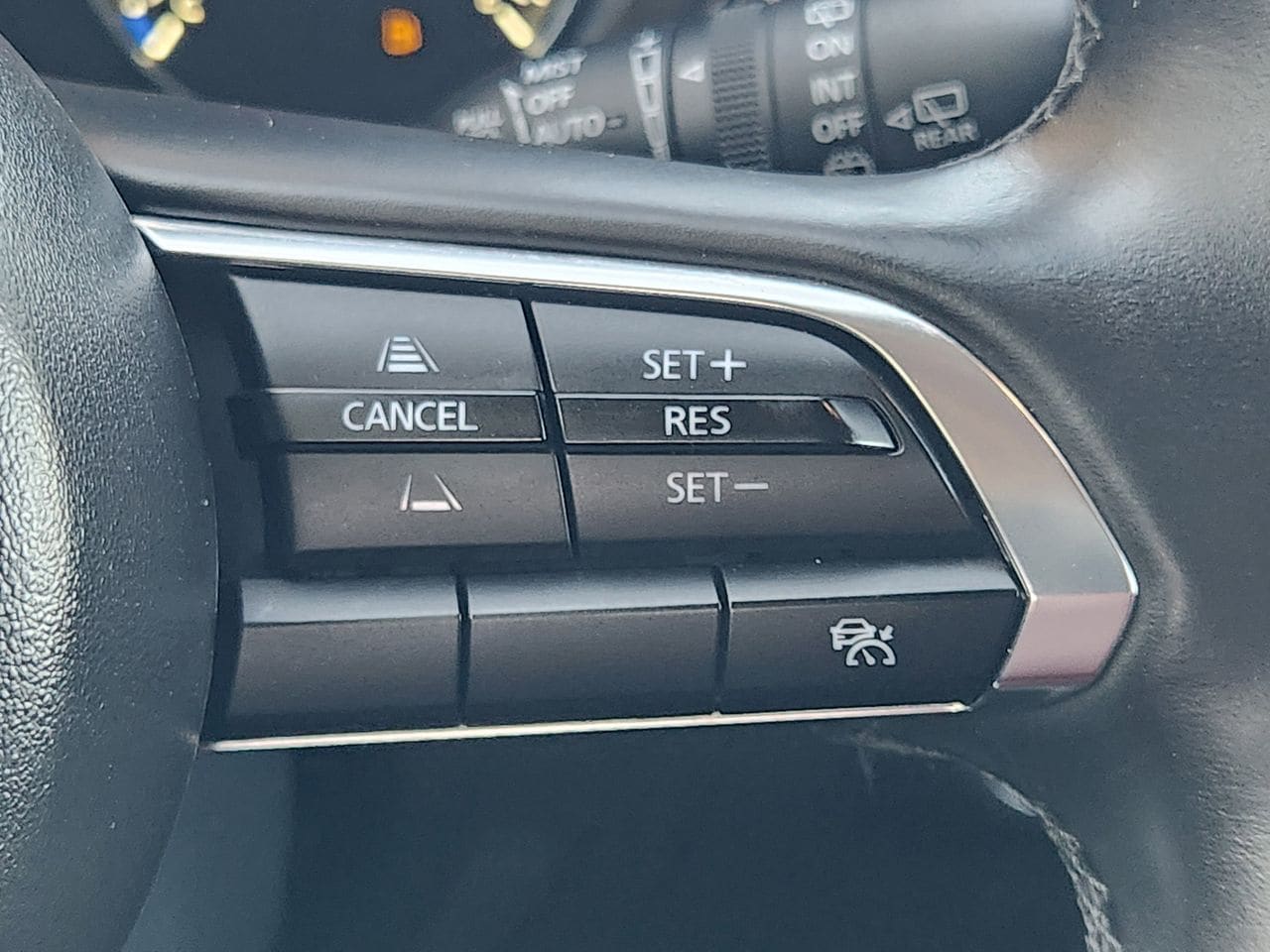 2024 Mazda CX-30 Carbon Edition - Photo 28