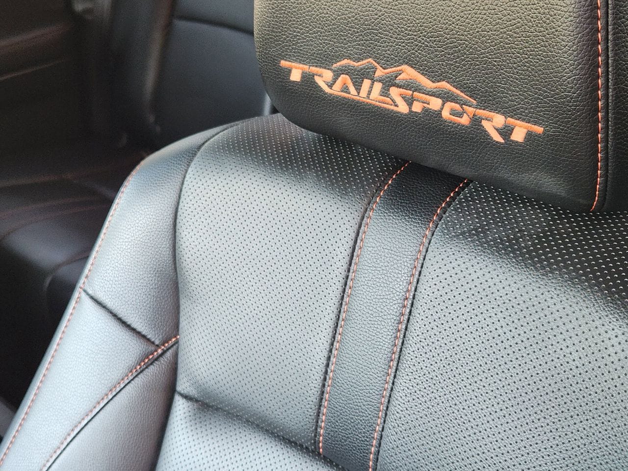 2025 Honda Ridgeline TrailSport - Photo 14