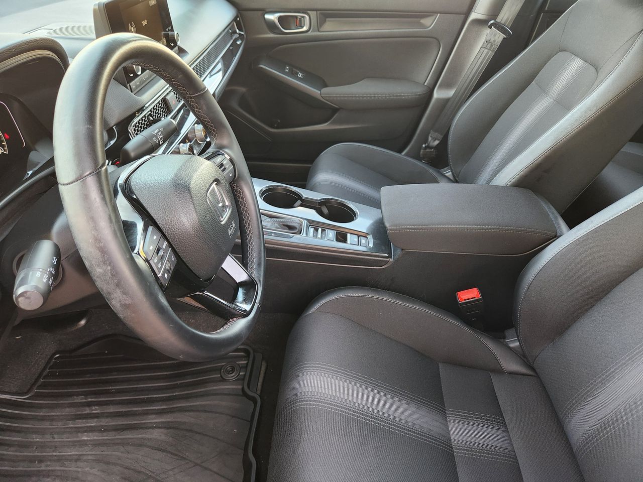 2025 Honda Civic Sport - Photo 12