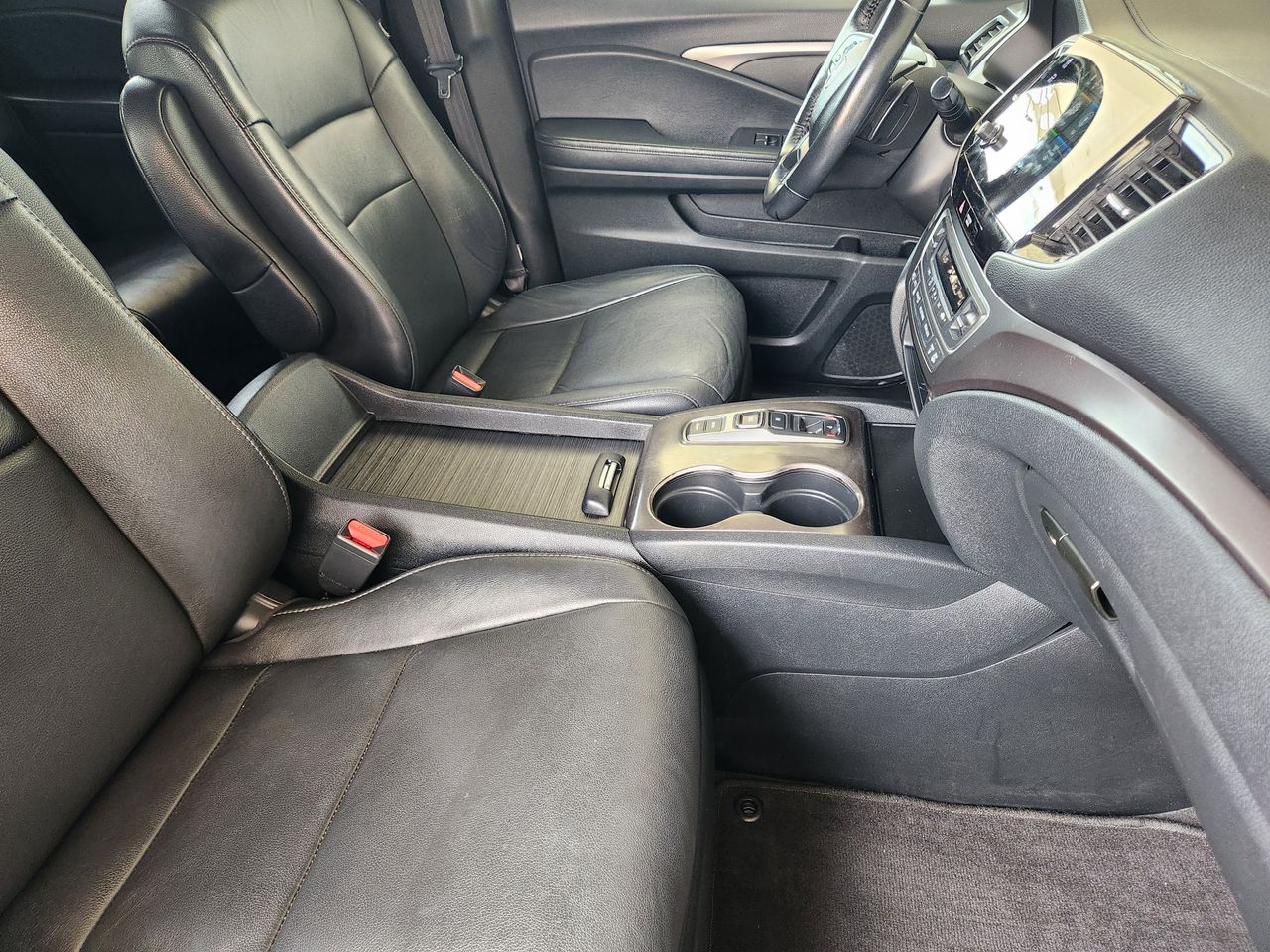 2021 Honda Pilot EX-L - Photo 13