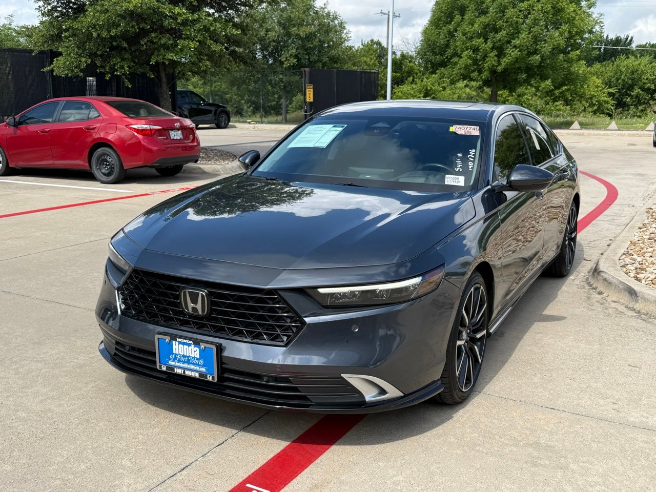 2023 Honda Accord Hybrid Touring's photo