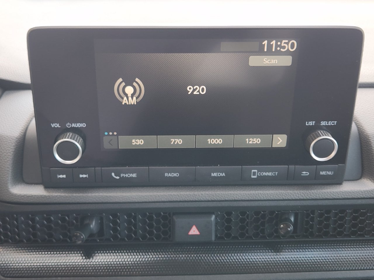 2024 Honda CR-V LX - Photo 16