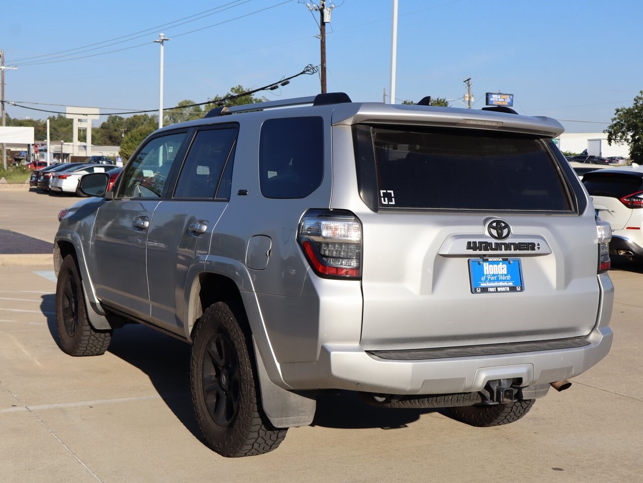 2021 Toyota 4Runner SR5 photo 3