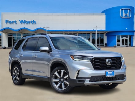 2025 Honda Pilot Touring SUV