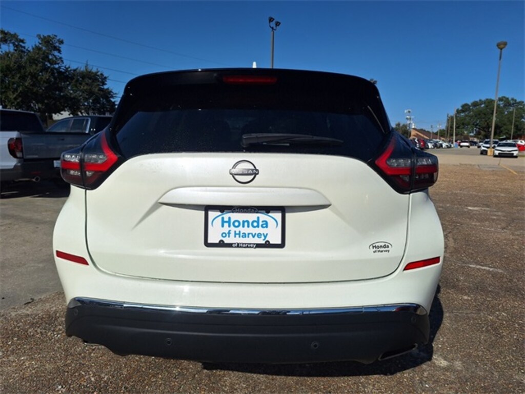 Used 2023 Nissan Murano SV SUV
