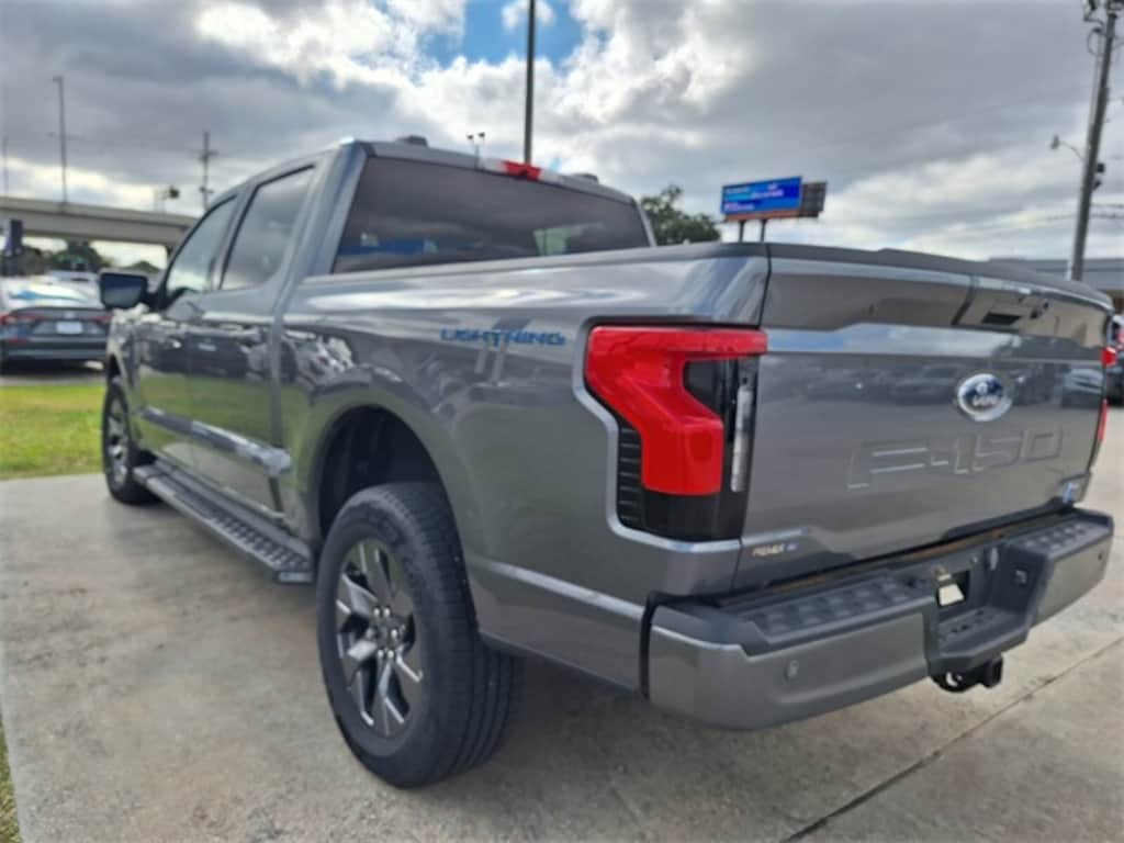 Used 2023 Ford F-150 Lightning XLT Truck