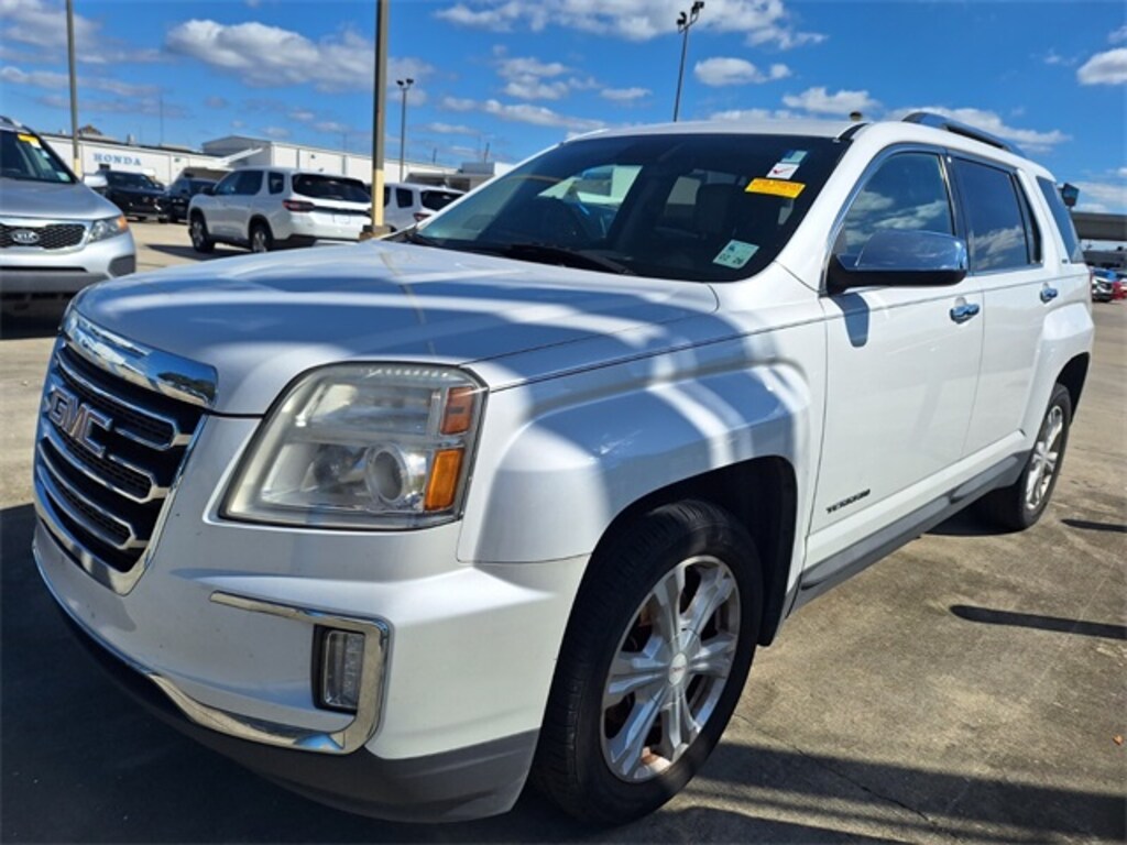 Used 2017 GMC Terrain SLT SUV