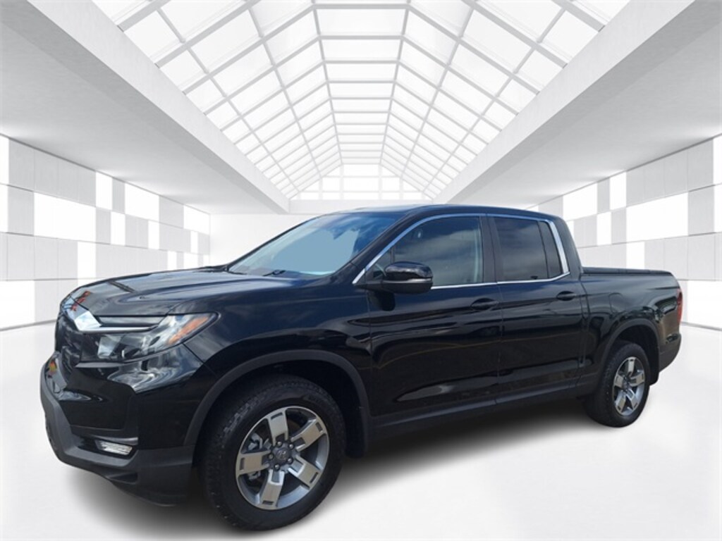 Certified 2024 Honda Ridgeline RTL Truck