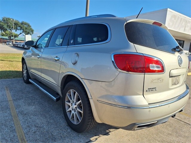 2016 Buick Enclave Leather photo 3
