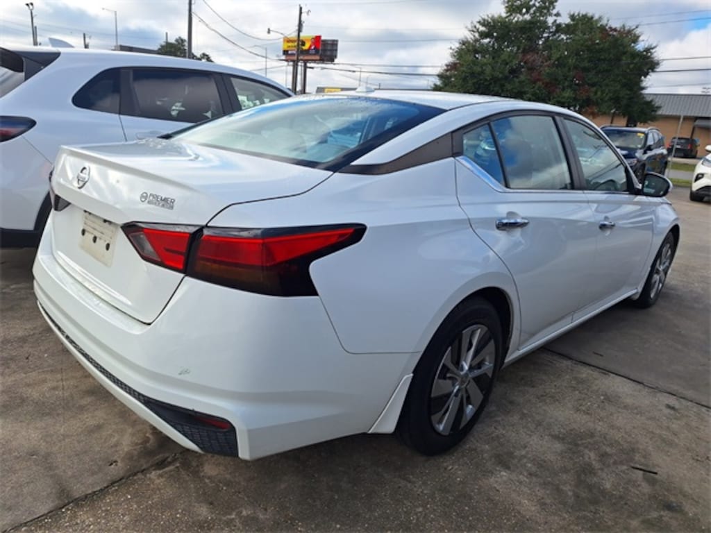 Used 2019 Nissan Altima 2.5 S Sedan