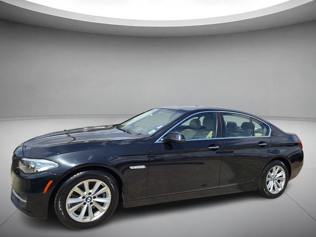 2014 BMW 5 Series 528i Sedan's photo