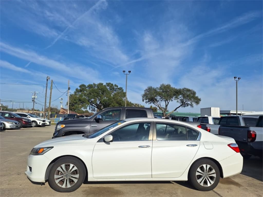 Used 2013 Honda Accord LX Sedan
