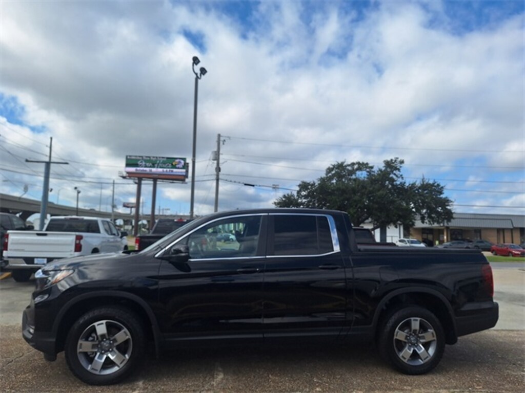 Certified 2024 Honda Ridgeline RTL Truck