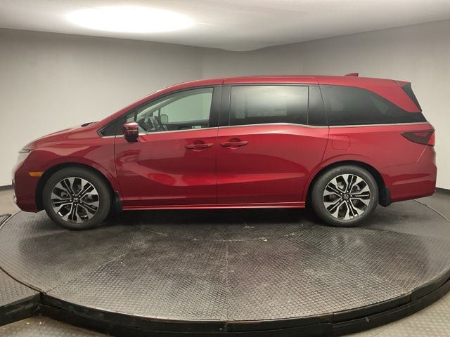 2026 Honda Odyssey Elite photo 4
