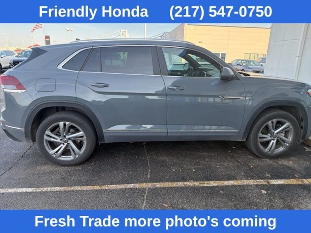 Used 2024 Volkswagen Atlas Cross Sport 2.0T SEL R-Line SUV