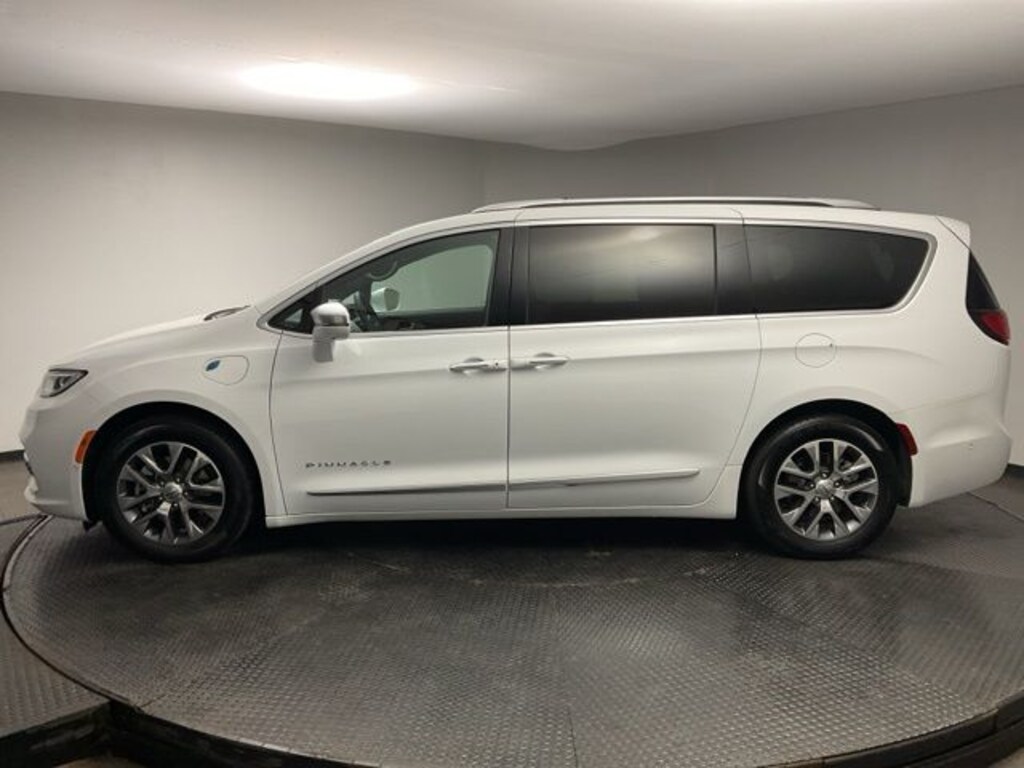 Used 2024 Chrysler Pacifica Plug-In Hybrid Pinnacle Van Passenger Van