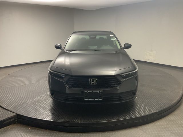 2025 Honda Accord LX photo 2