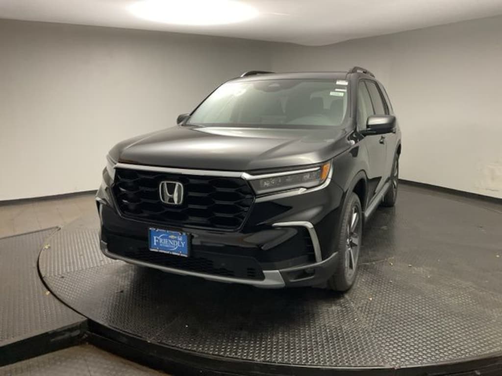 New 2025 Honda Pilot Touring SUV