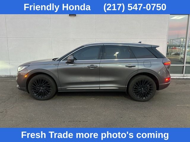 2021 Lincoln Corsair Reserve's photo