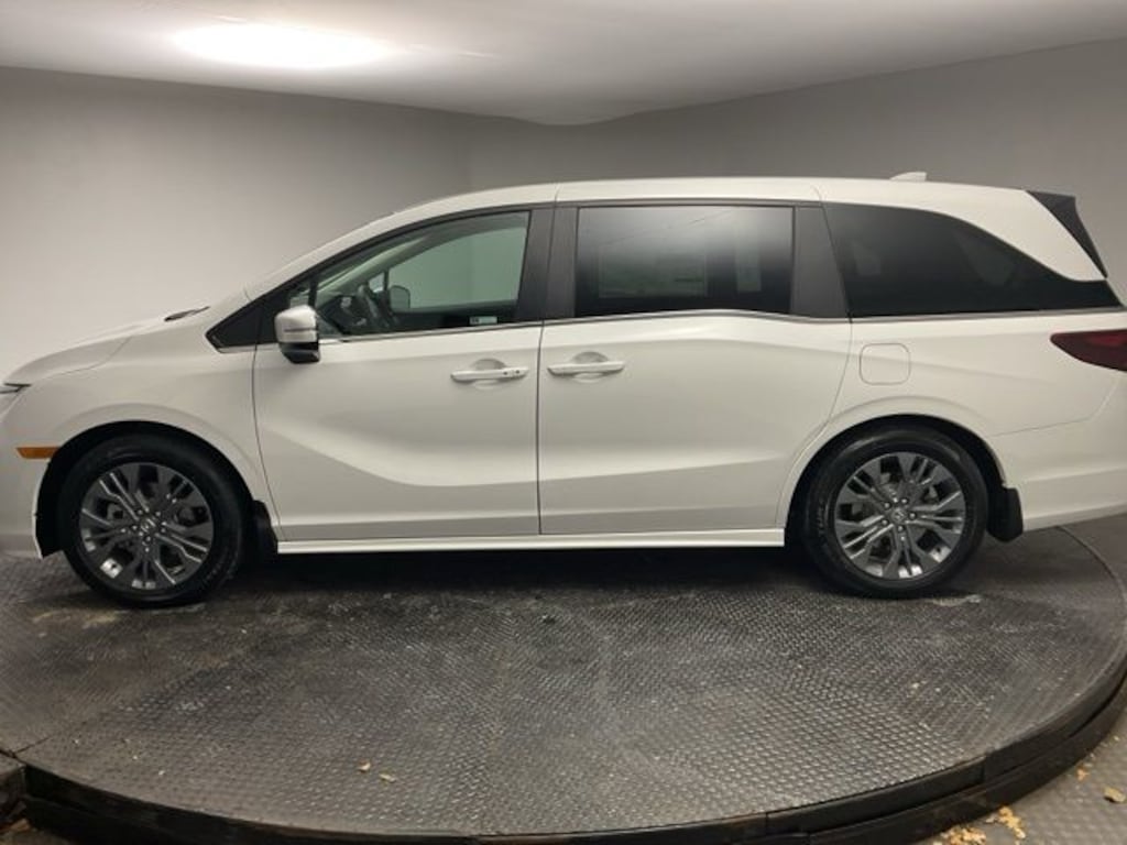 New 2026 Honda Odyssey Touring Van Passenger