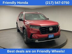 New 2025 Honda Pilot TrailSport SUV 251034 for Sale near Chatham, IL, at Honda of Illinois