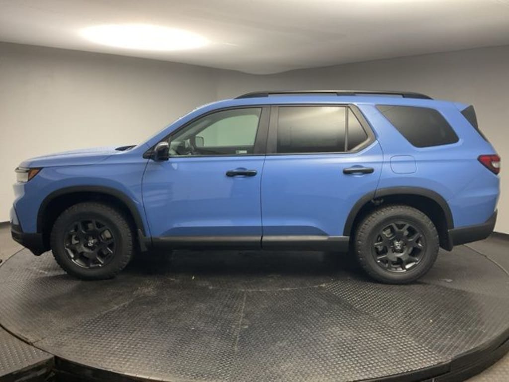 New 2025 Honda Pilot TrailSport SUV